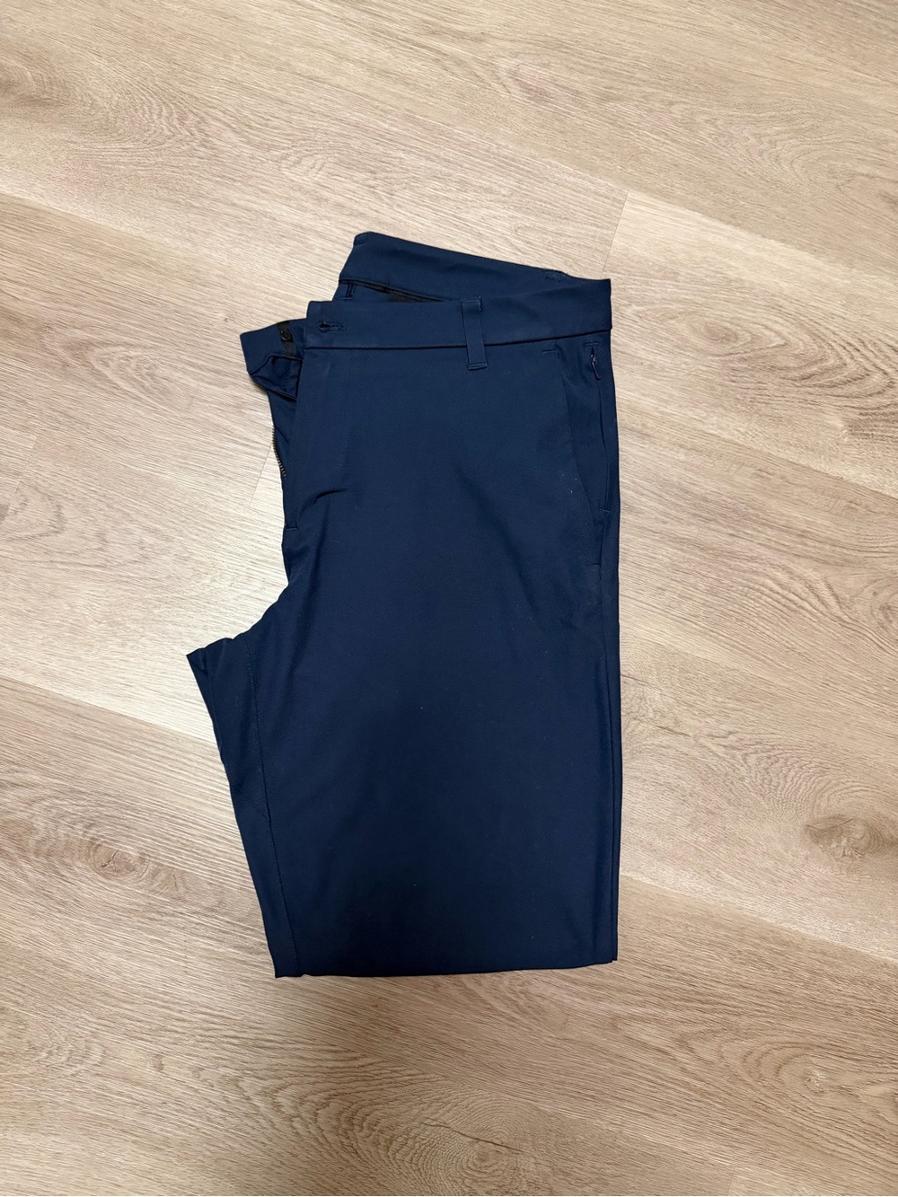 Lululemon Commission Pant - Navy - Size 33